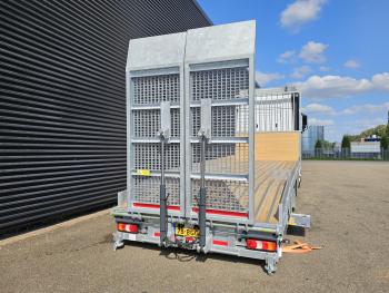 ACTROS 2642 6x2 / OPRIJ - MACHINE TRANSPORT